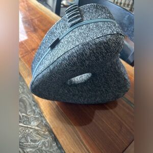 Pillow for legs to align spine.  Grey zippered removable cover. NEW!